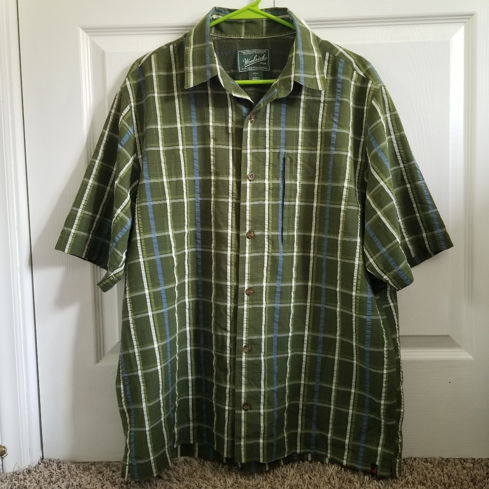 Woolrich Men's Shirt Large Green Blue Button Down Short Sleeve Plaid Pocket Vent